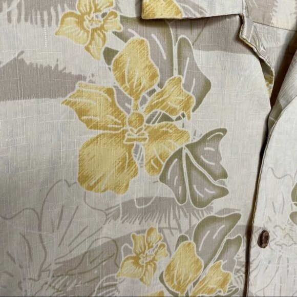 Vintage Tommy Bahama Hawaiian Style Button Down Yellow Floral Shirt Size XL - Picture 5 of 11